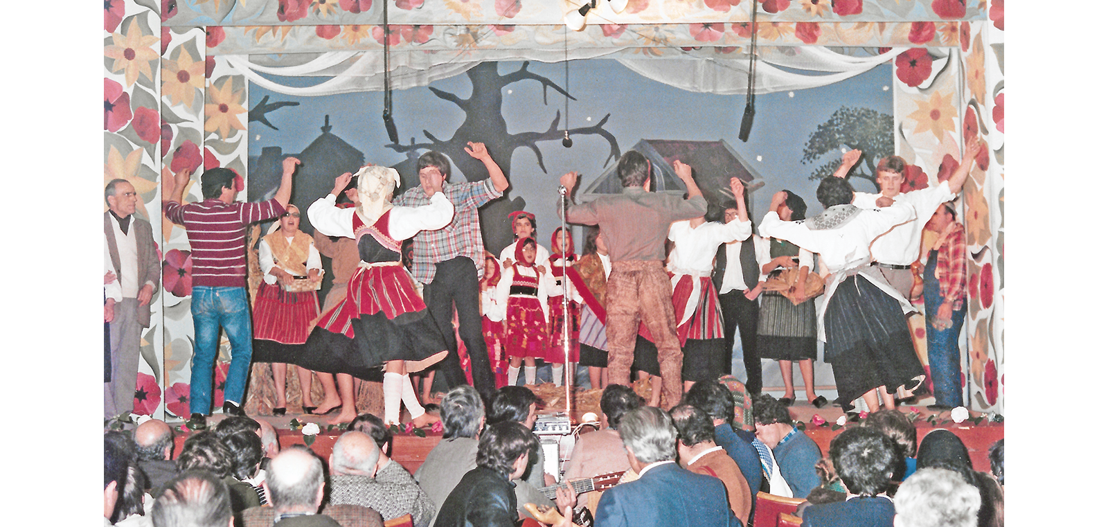 fundação grupo danças cantares perre viana do castelo