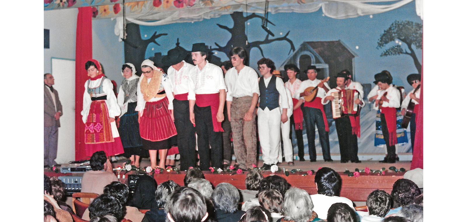 fundação grupo de danças e cantares de perre viana do castelo